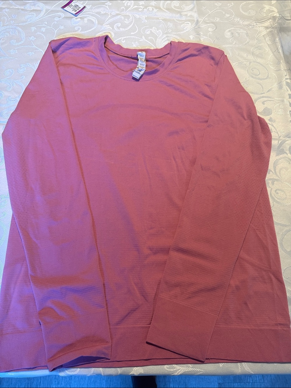 lululemon athletica swiftly Long Sleeve Crew Top in Rose‎